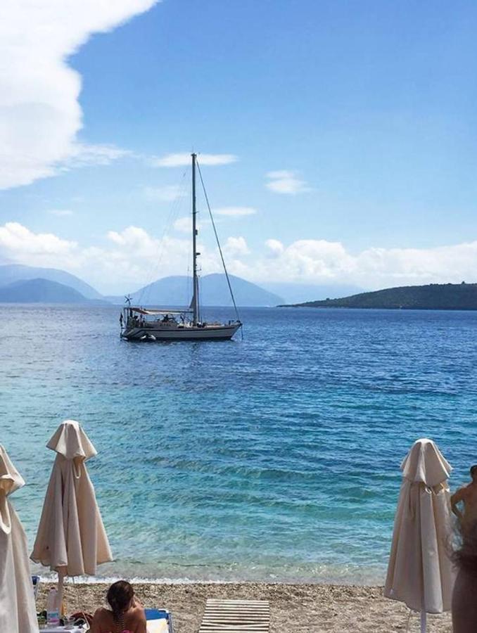 Вілла The Bower Sivota Bay Екстер'єр фото