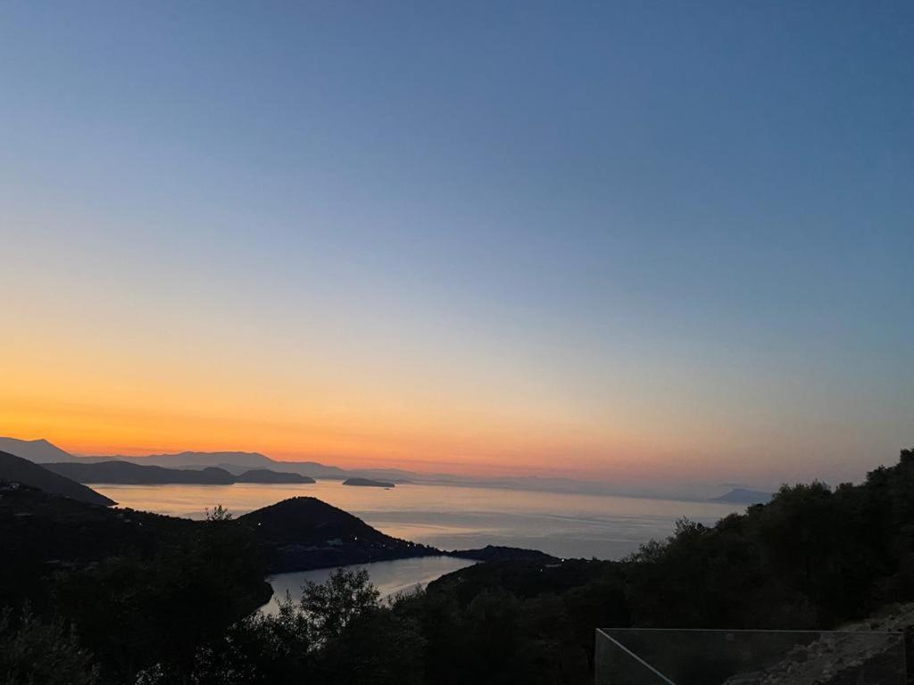 Вілла The Bower Sivota Bay Екстер'єр фото